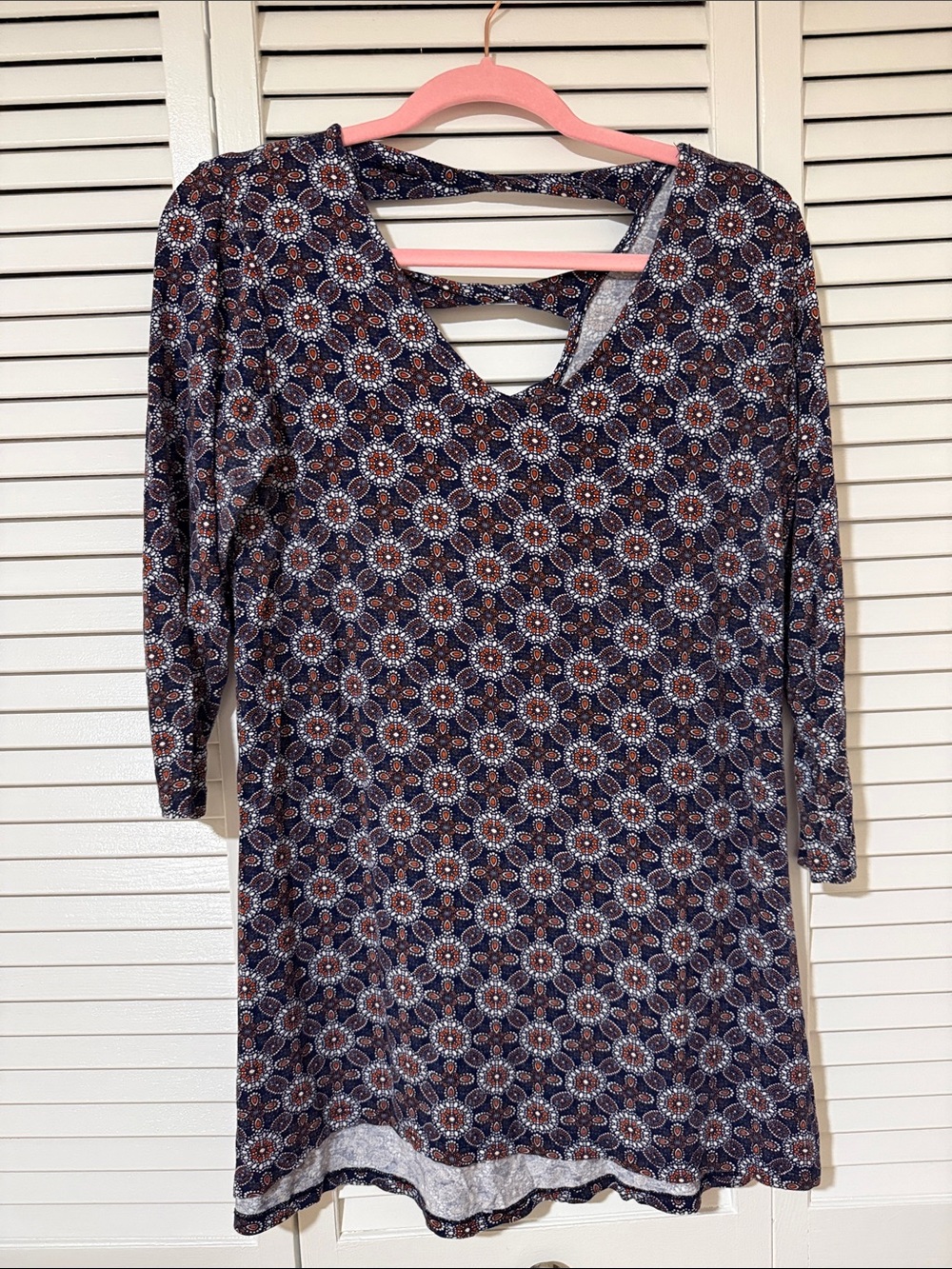 Women's Navy Blue Patterned Open Back Tunic Top